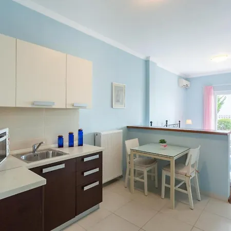 Georgios * Ниссаки