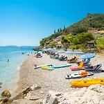 Vila Georgios Nisaki (Corfu)